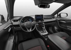 Suzuki Across Plug-in Hybrid Innenraum